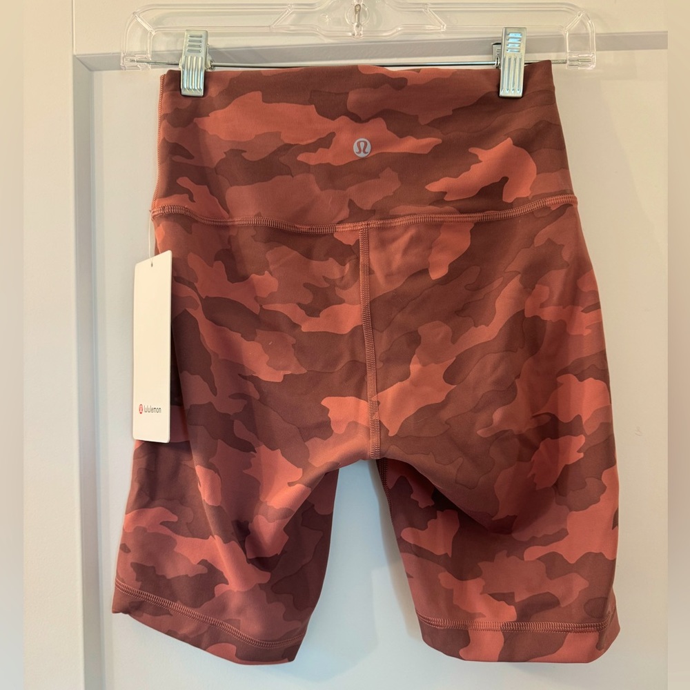 Lululemon Wunder Train HR Short 8’’ Size 6 NEW